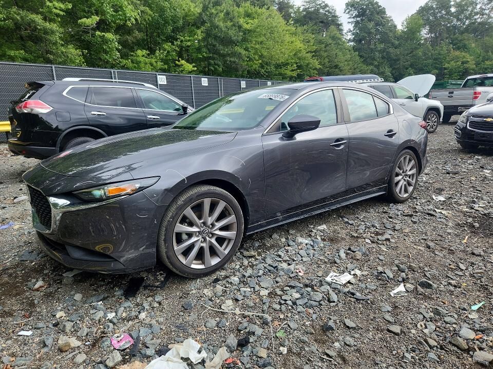 2022 MAZDA Mazda3