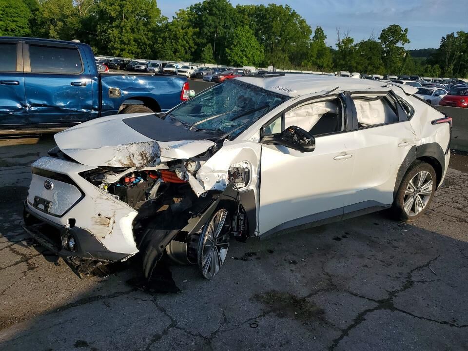 2024 SUBARU Solterra