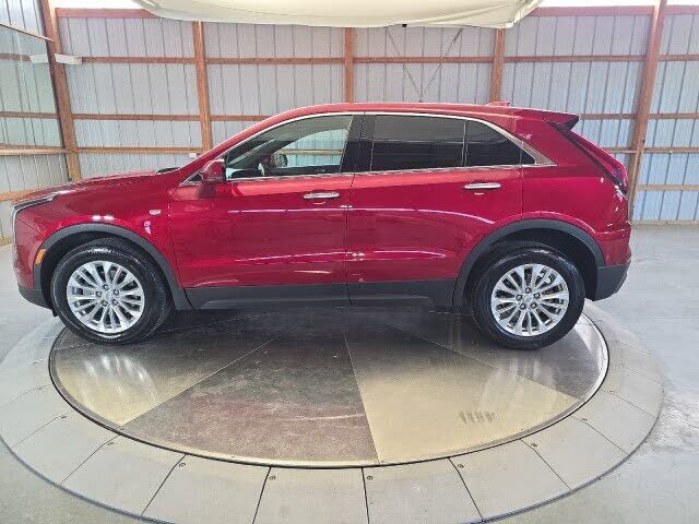 2024 CADILLAC XT4