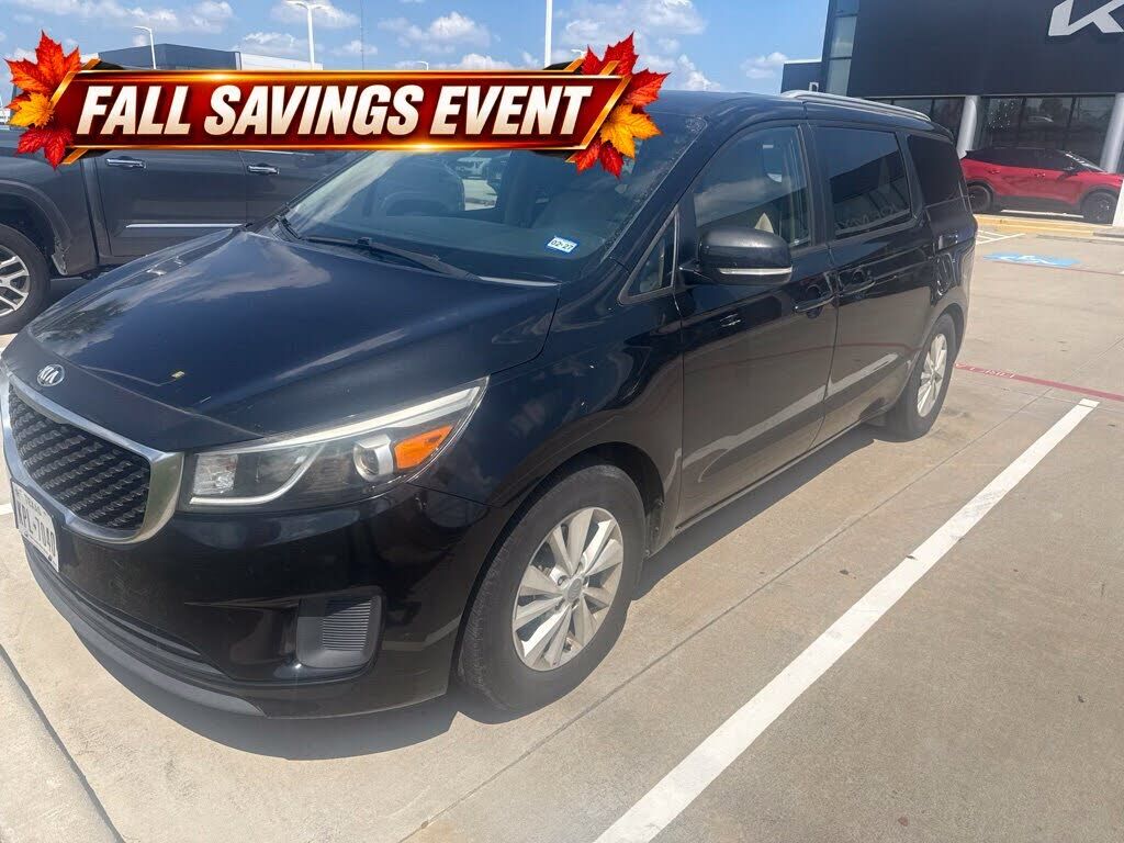 2016 KIA Sedona