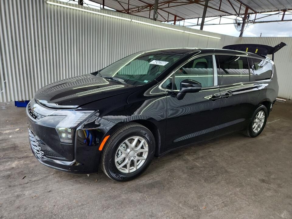 2027 CHRYSLER Pacifica
