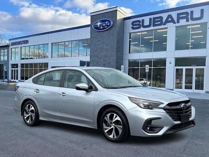 2025 SUBARU Legacy