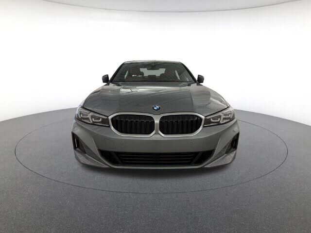 2023 BMW 330i