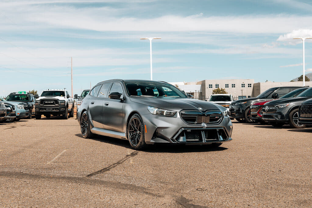 2025 BMW M5