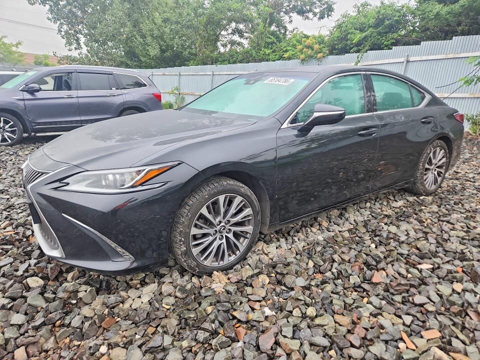 2021 LEXUS ES