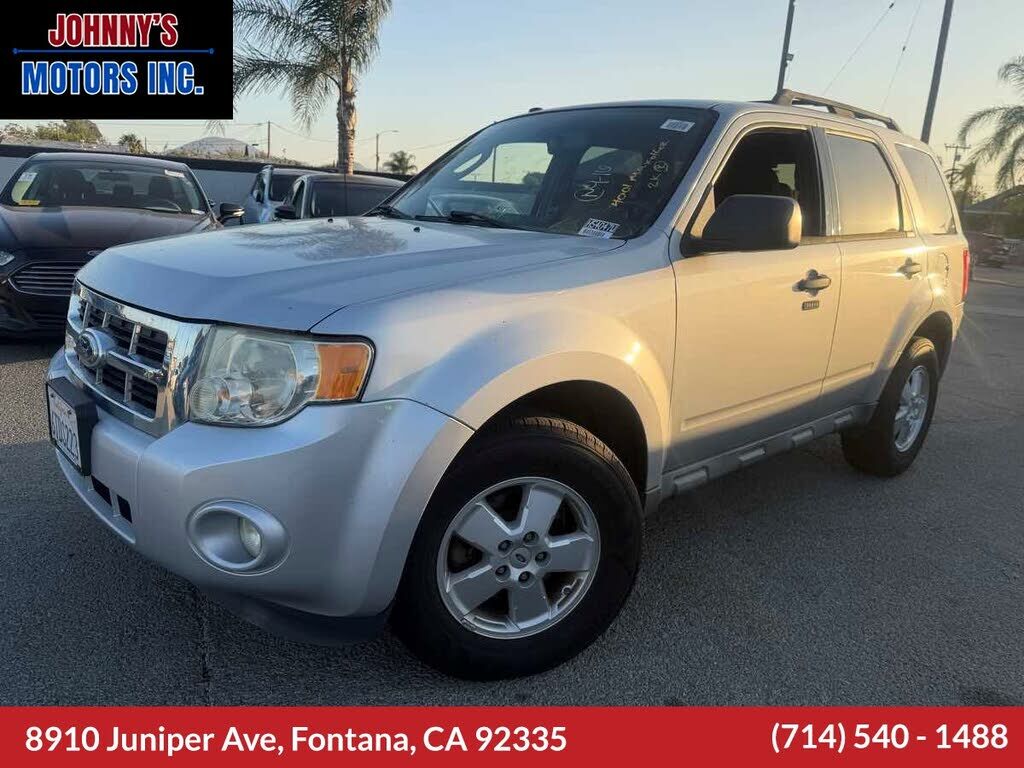 2011 FORD Escape
