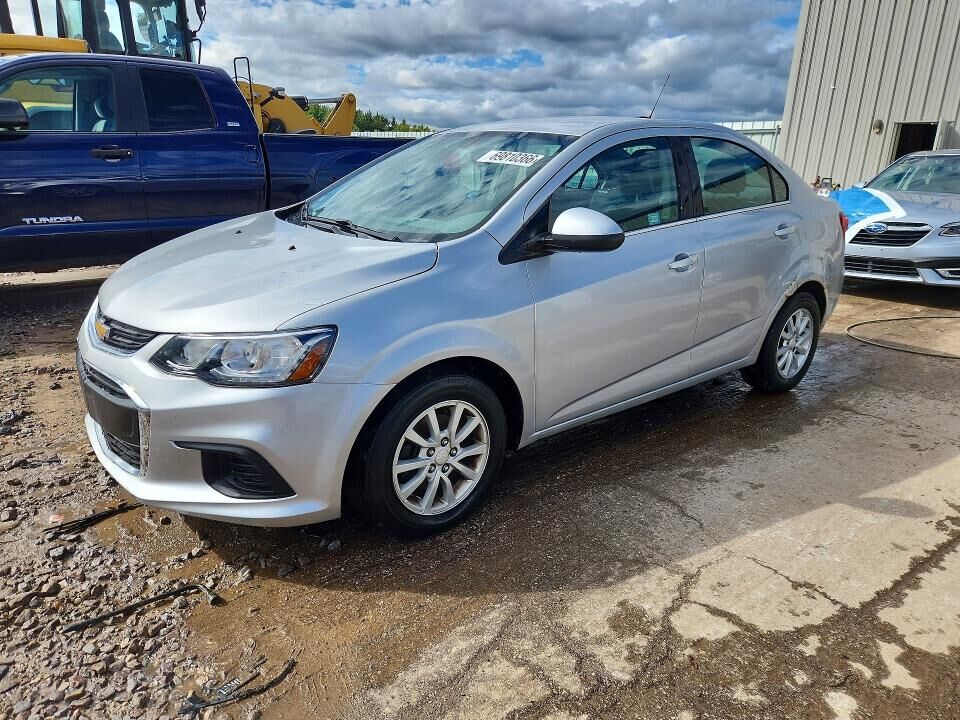 2017 CHEVROLET Sonic