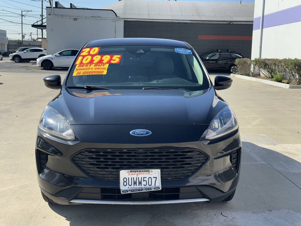 2020 FORD Escape