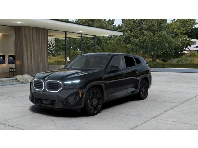 2027 BMW XM