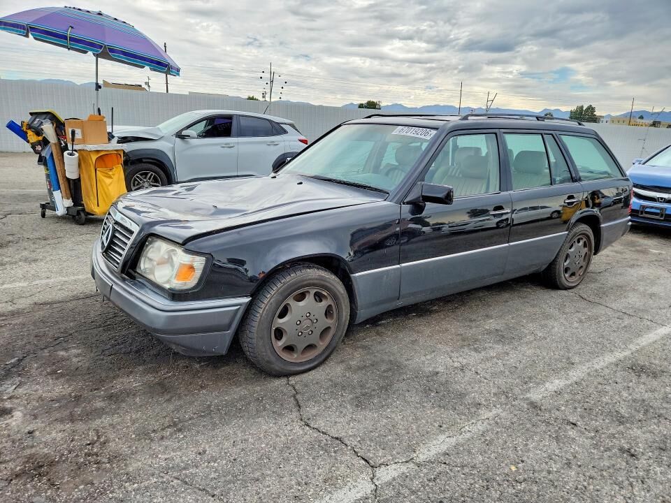 1995 MERCEDES-BENZ E-Class
