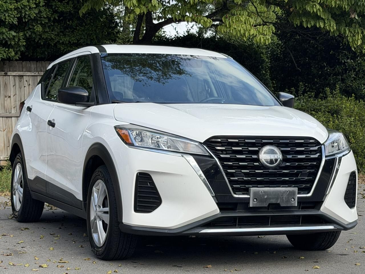 2022 NISSAN Kicks
