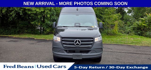 2025 Mercedes-Benz Sprinter
