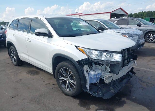 2018 TOYOTA Highlander