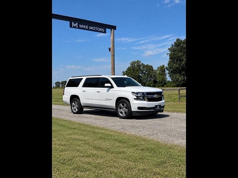 2017 CHEVROLET Suburban