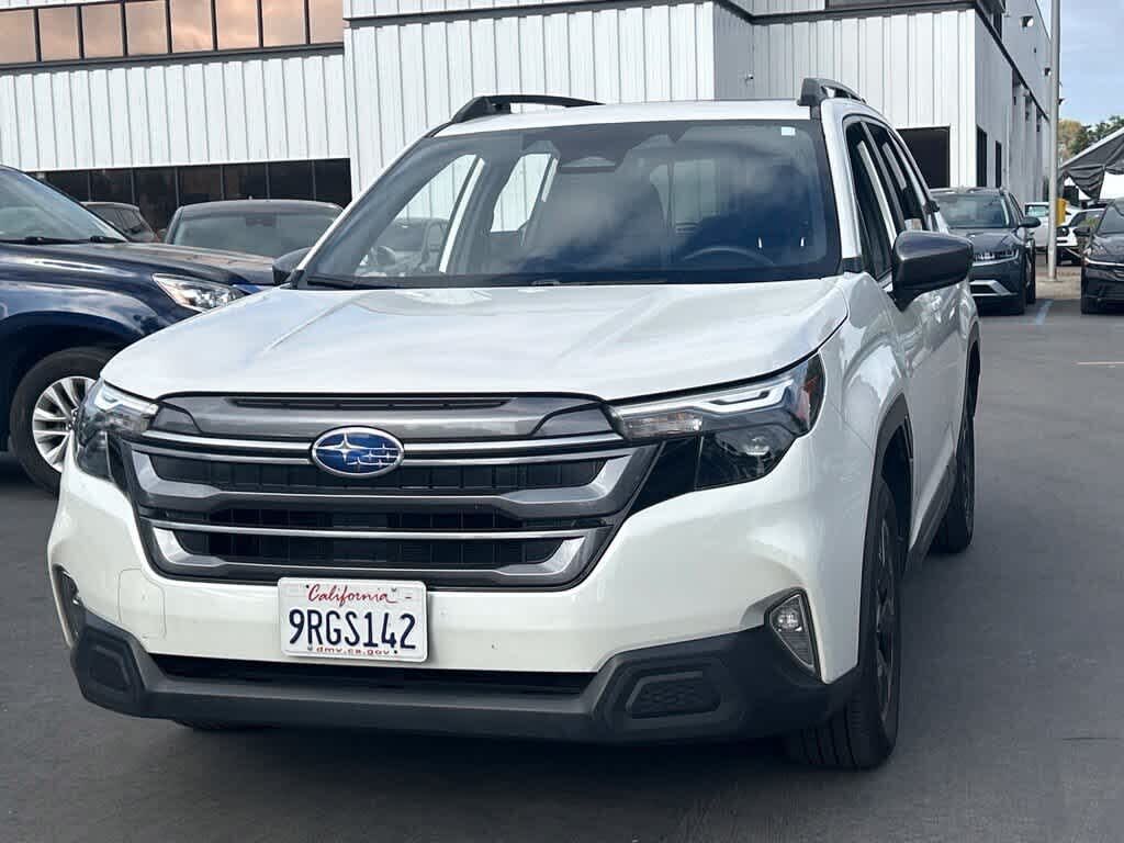 2025 SUBARU Forester