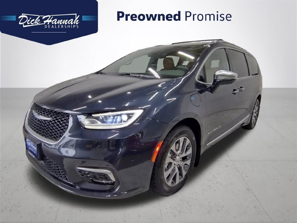 2021 CHRYSLER Pacifica