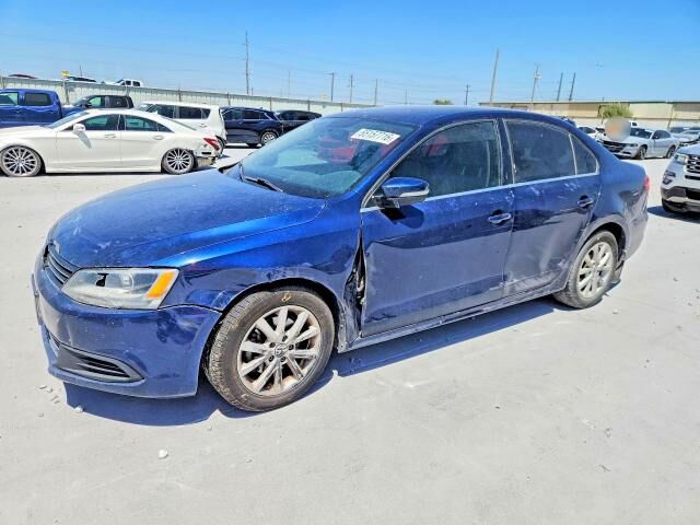 2013 VOLKSWAGEN Jetta