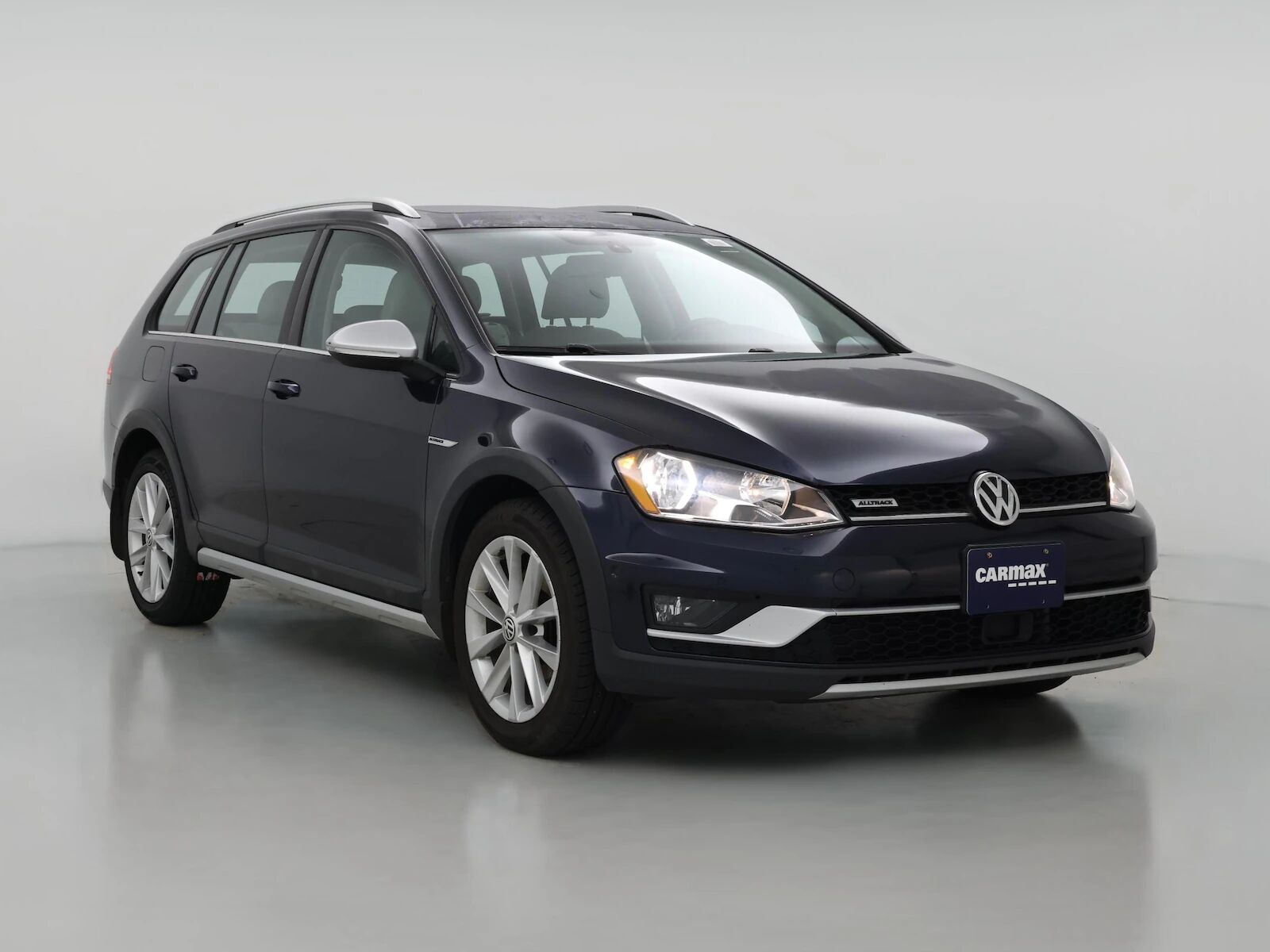 2017 VOLKSWAGEN Golf Alltrack