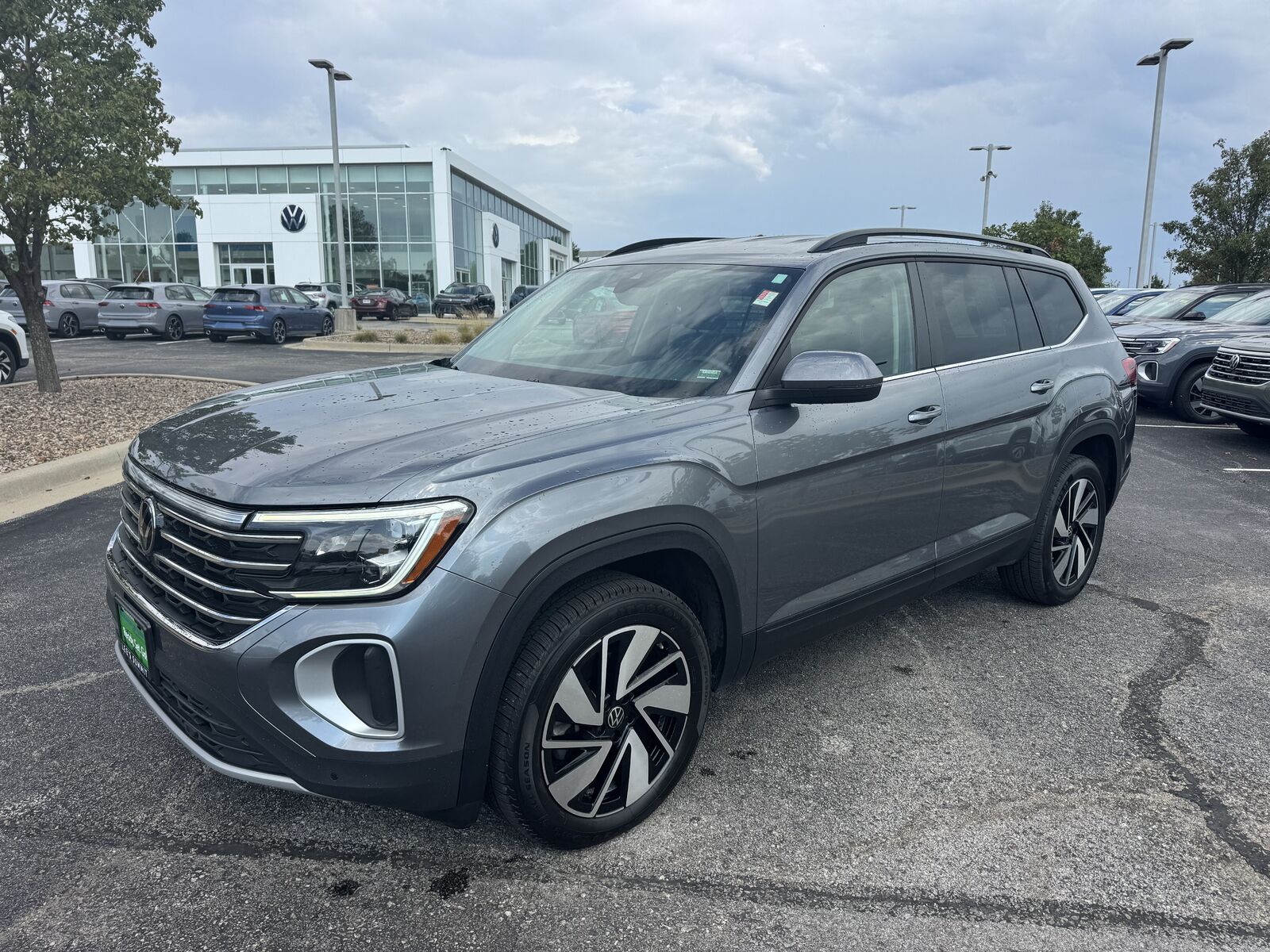 2025 VOLKSWAGEN Atlas