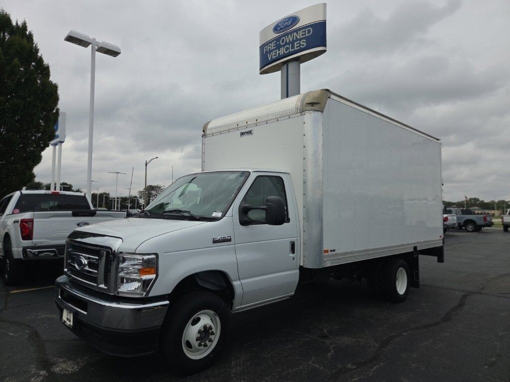 2024 FORD E-350