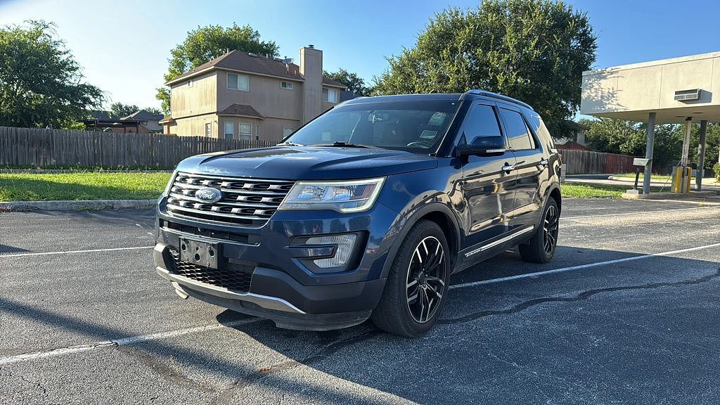 2017 FORD Explorer