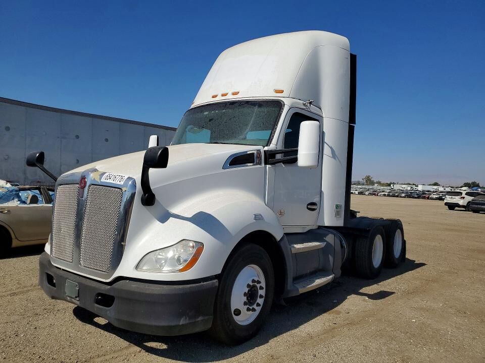 2016 KENWORTH T680