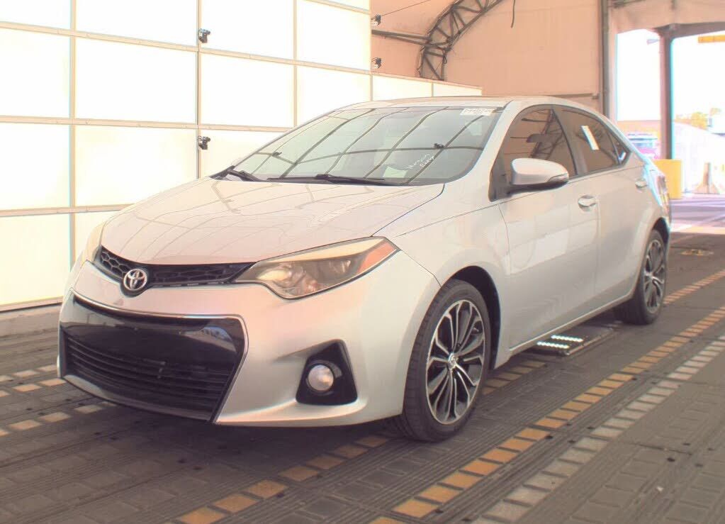 2015 TOYOTA Corolla