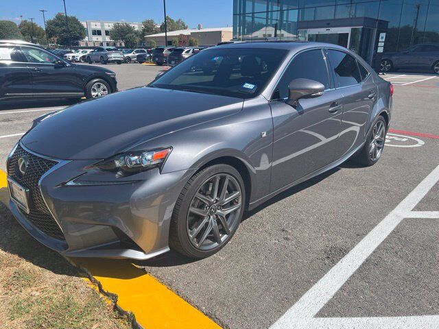 2016 LEXUS IS