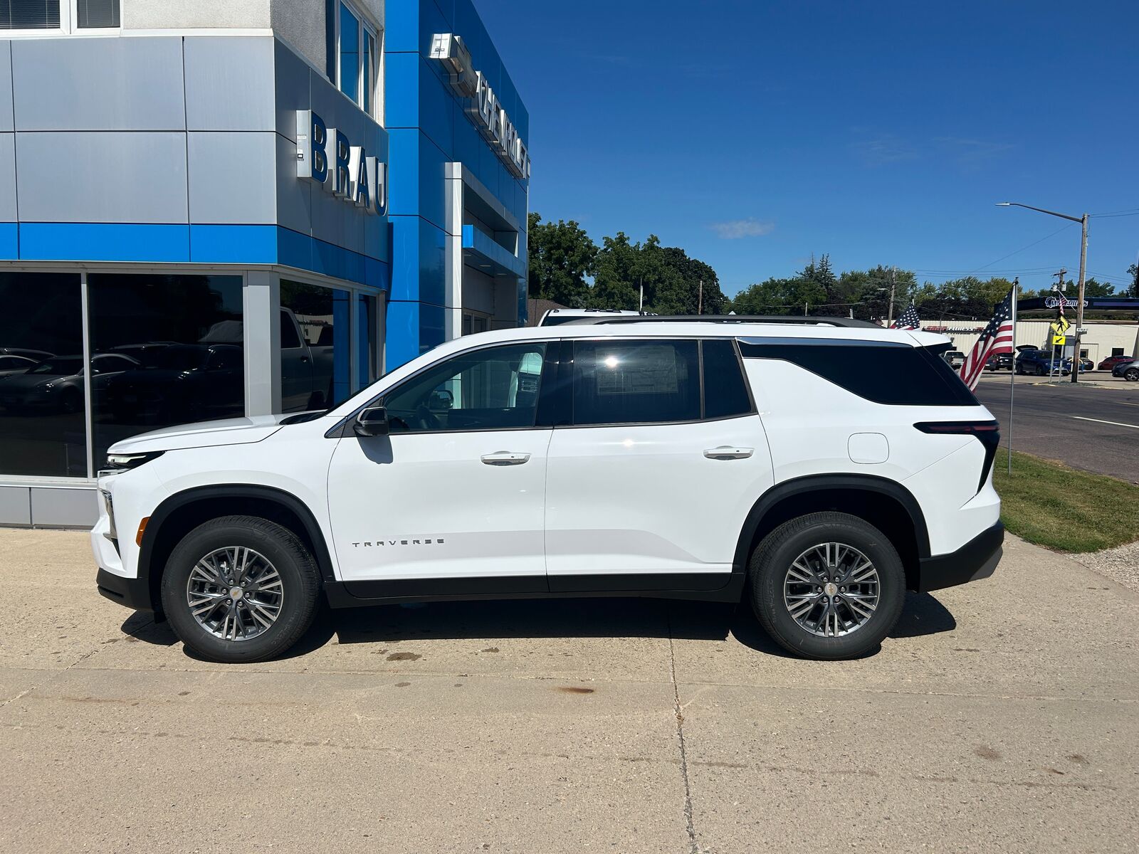 2027 CHEVROLET Traverse