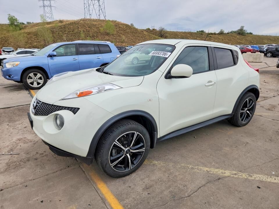 2011 NISSAN Juke