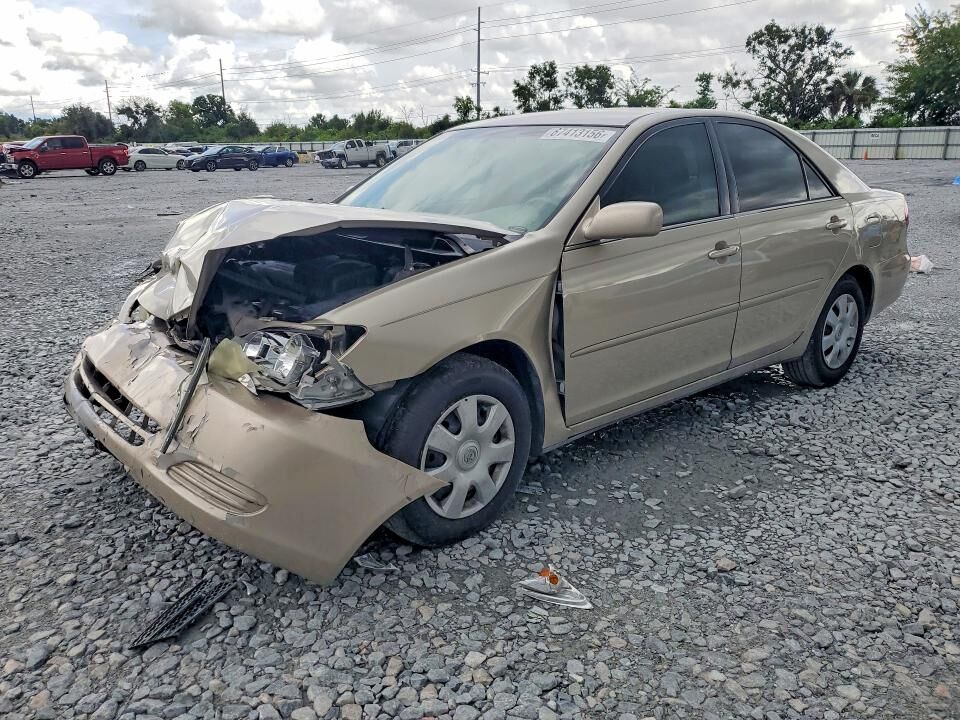 2004 TOYOTA Camry