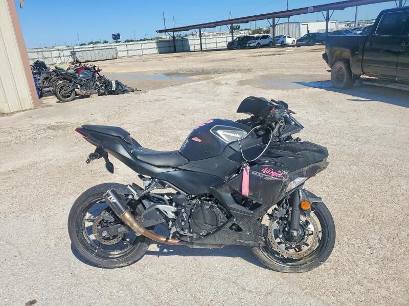 2026 KAWASAKI Ninja