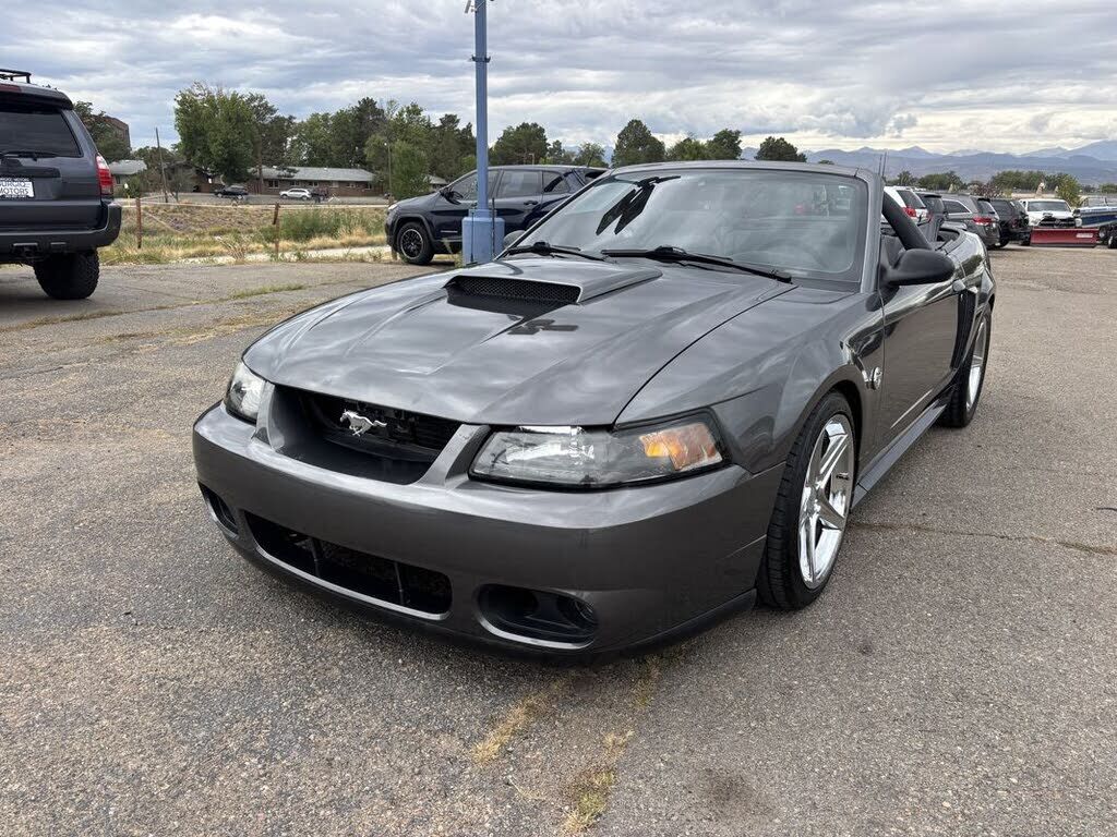 2004 FORD Mustang