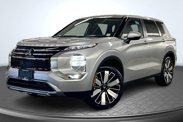2026 MITSUBISHI Outlander