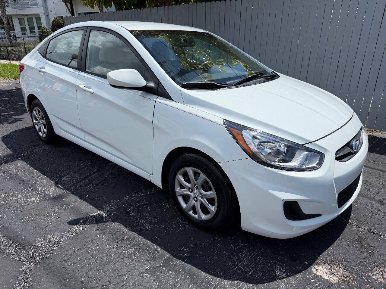 2013 HYUNDAI Accent