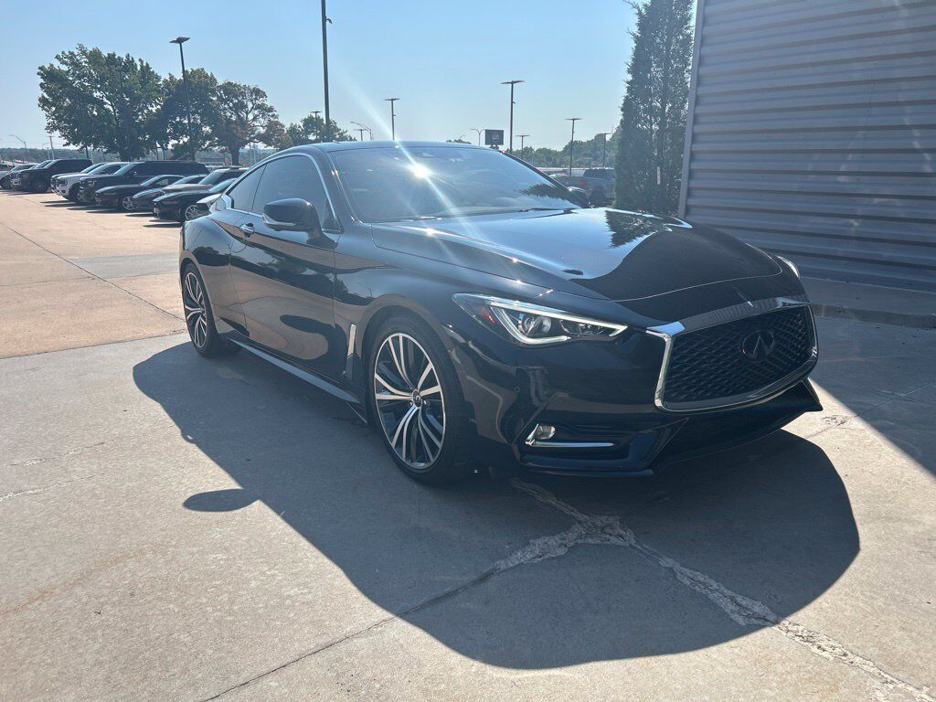 2021 INFINITI Q60