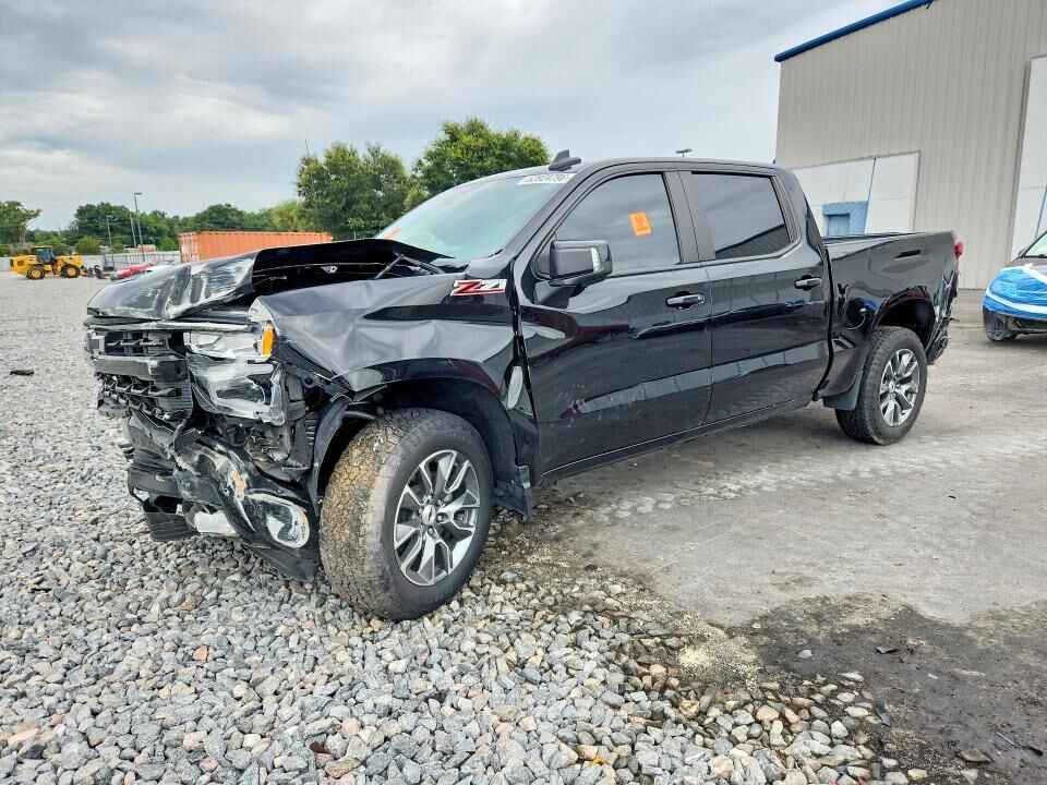 2024 CHEVROLET Silverado