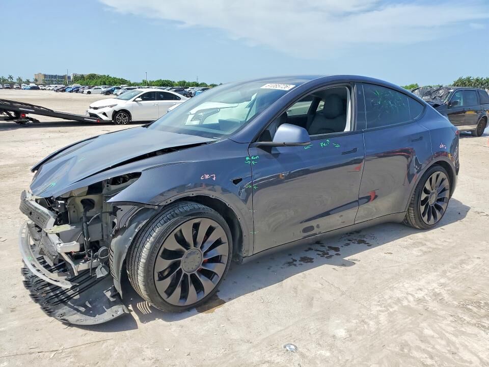 2022 TESLA Model Y