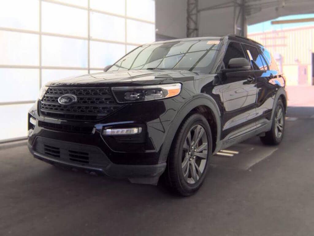 2021 FORD Explorer