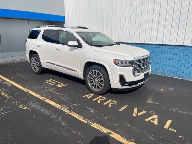 2022 GMC Acadia