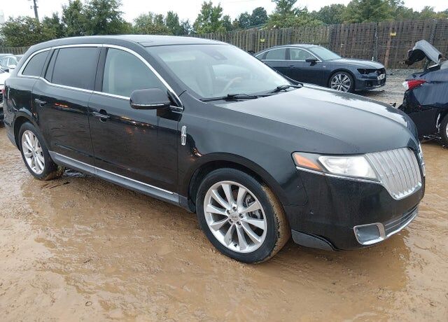 2012 LINCOLN MKT