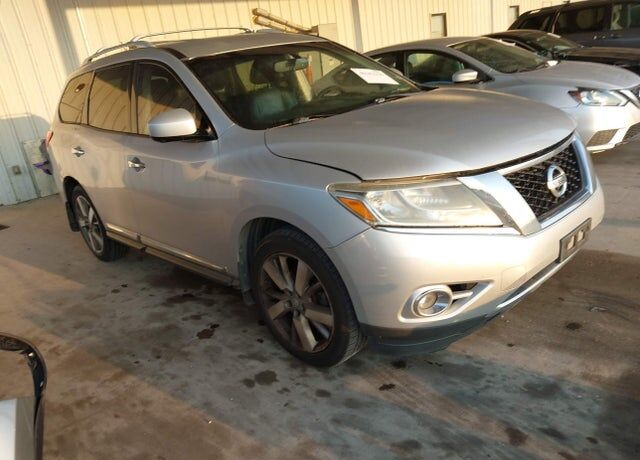 2014 NISSAN Pathfinder