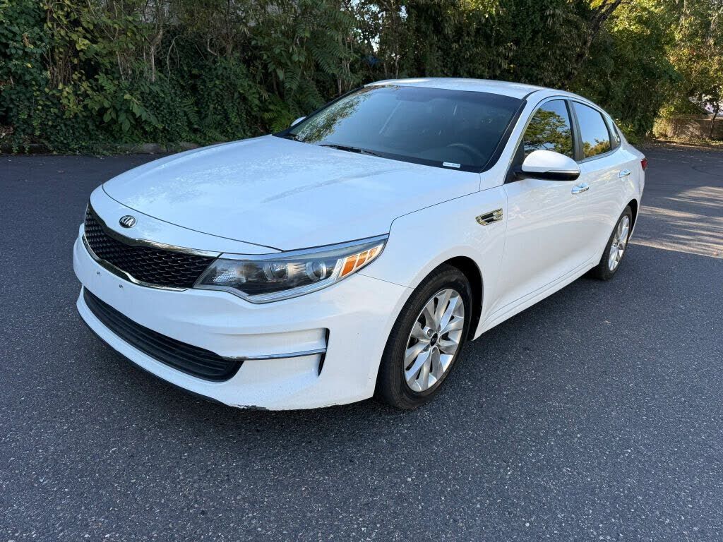 2017 KIA Optima