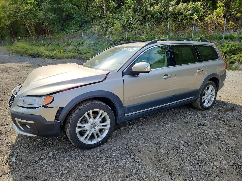 2016 VOLVO XC70