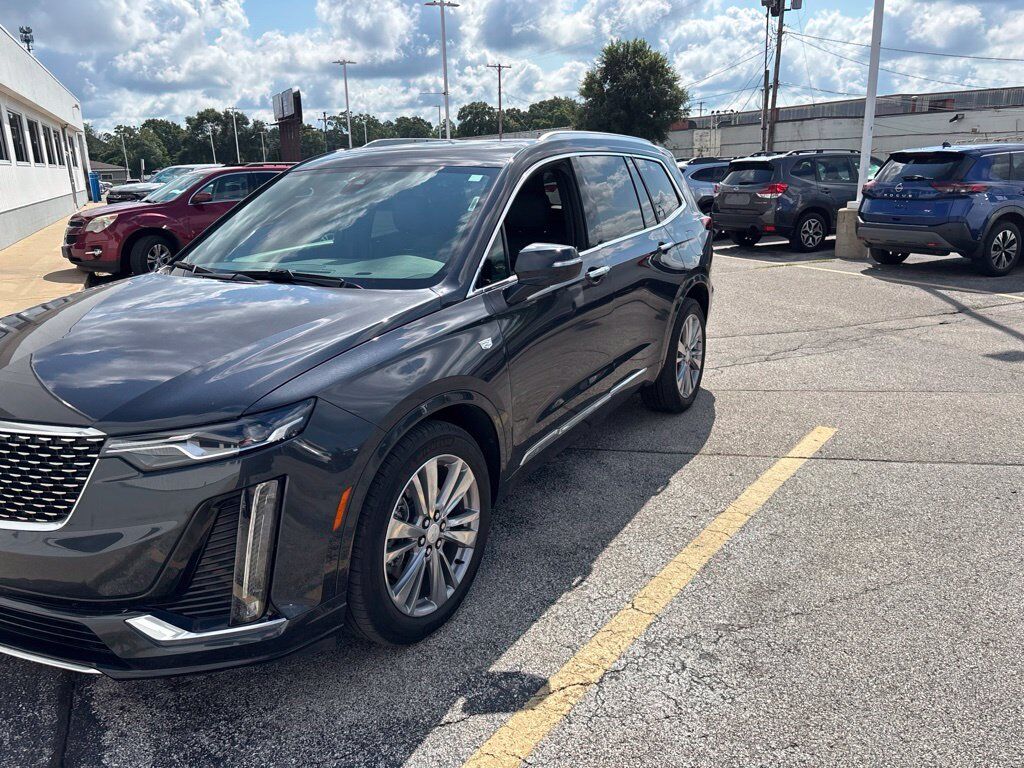 2023 CADILLAC XT6