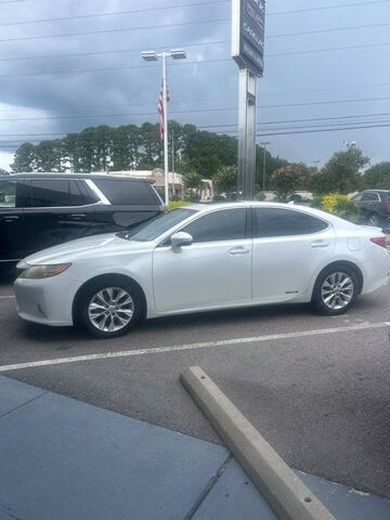2013 LEXUS ES