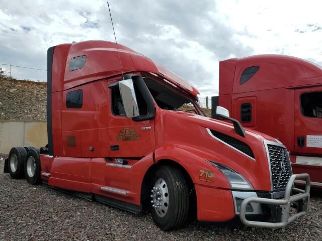 2024 VOLVO TRUCK VNL