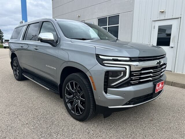 2026 CHEVROLET Suburban