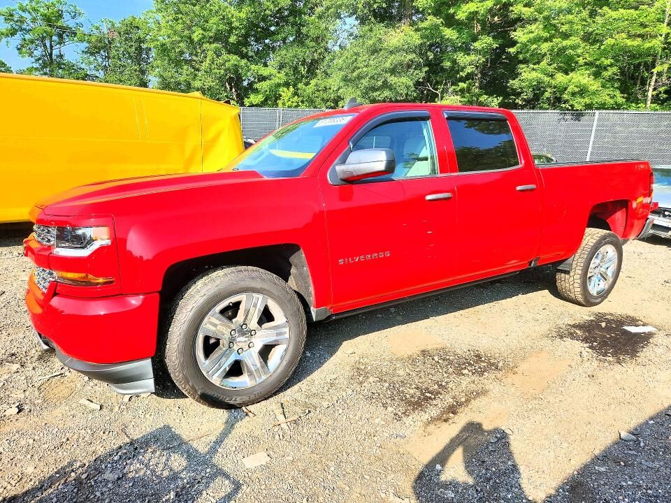 2018 CHEVROLET Silverado