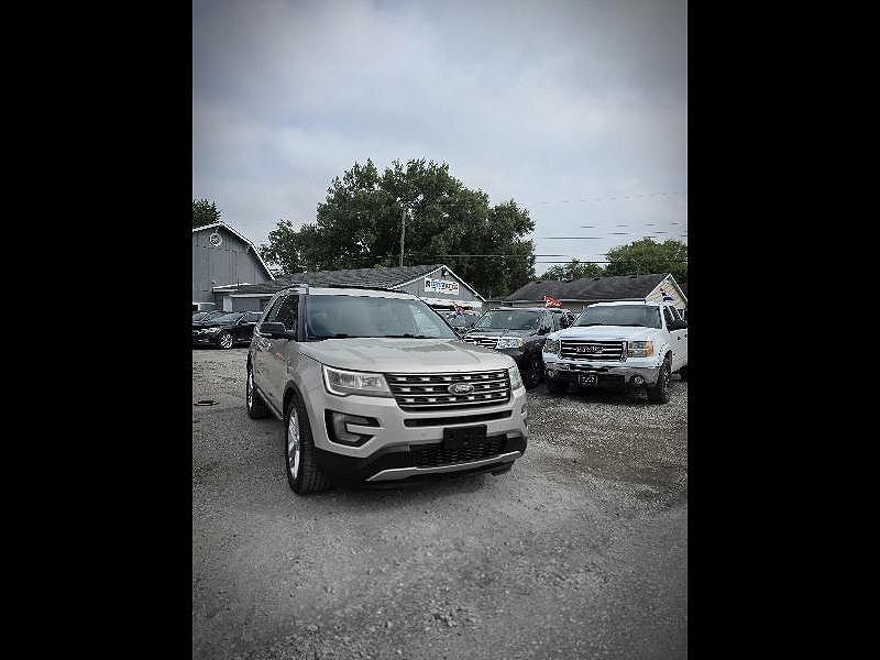 2017 FORD Explorer